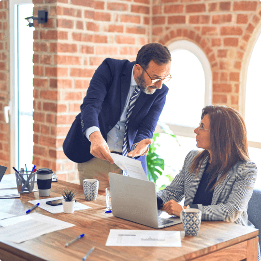 Spot +620 Meron - Team von Kryptowährungsexperten